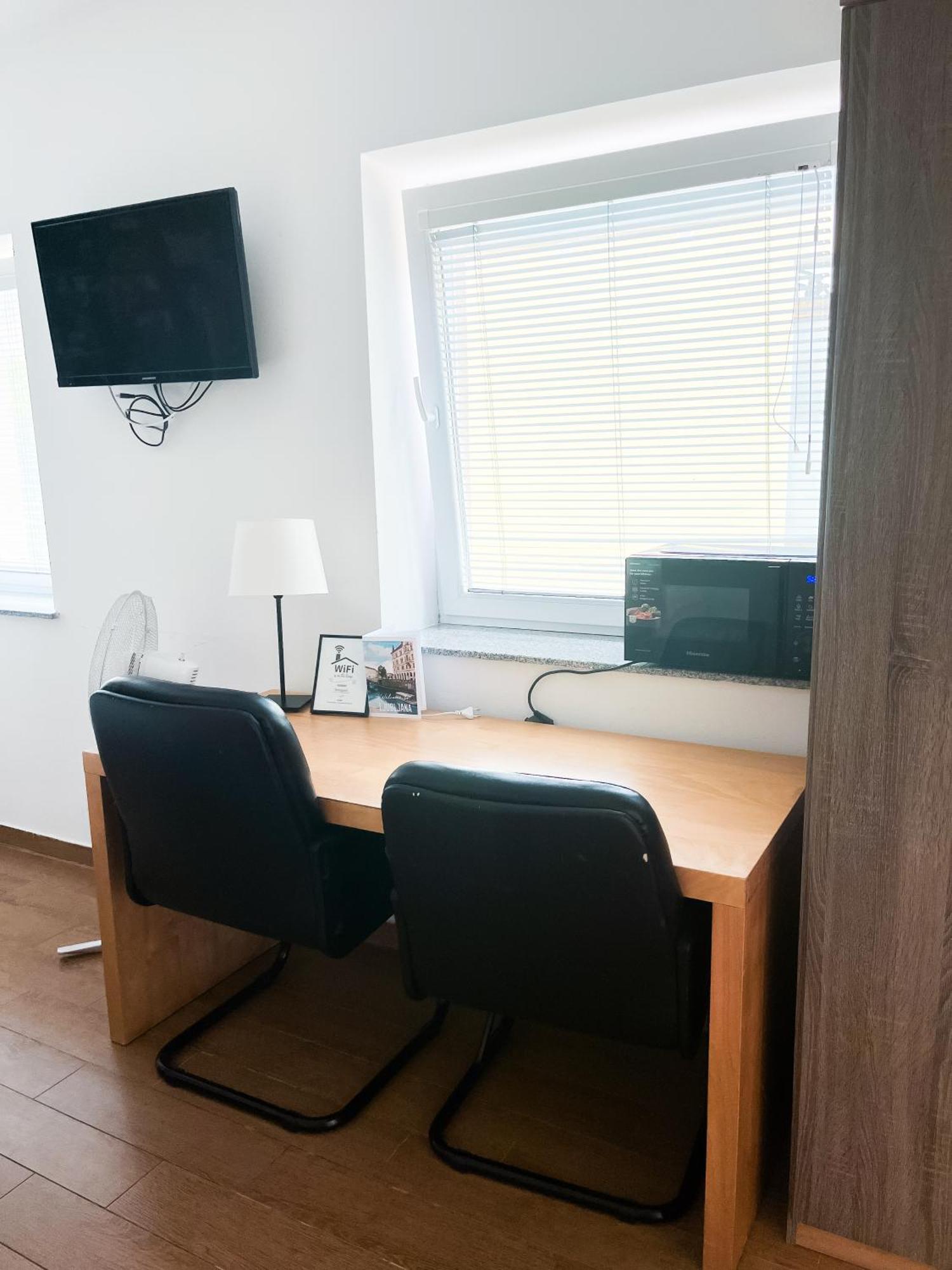 Anita'S Studio Apartments Ljubljana Dış mekan fotoğraf