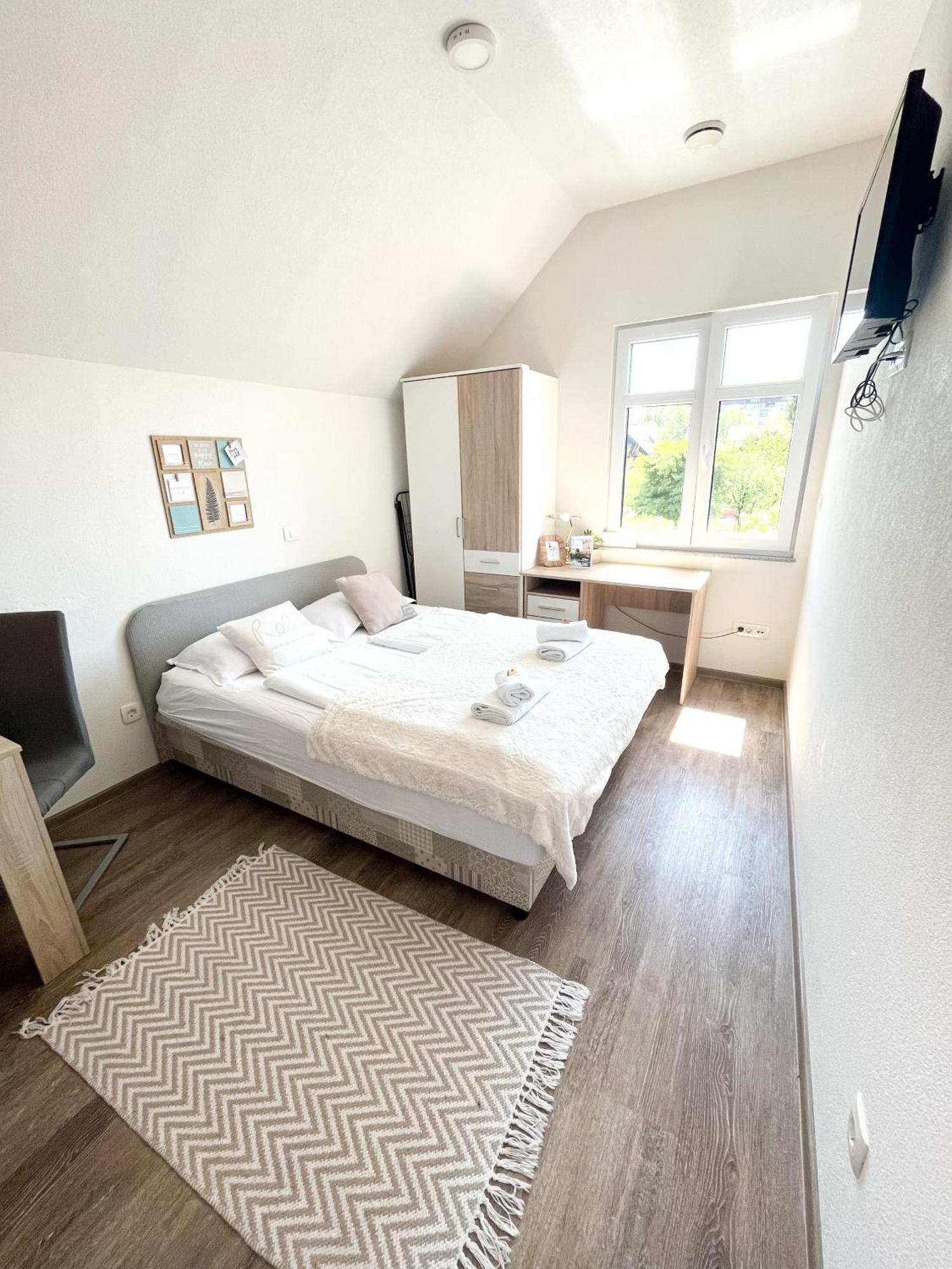 Anita'S Studio Apartments Ljubljana Dış mekan fotoğraf